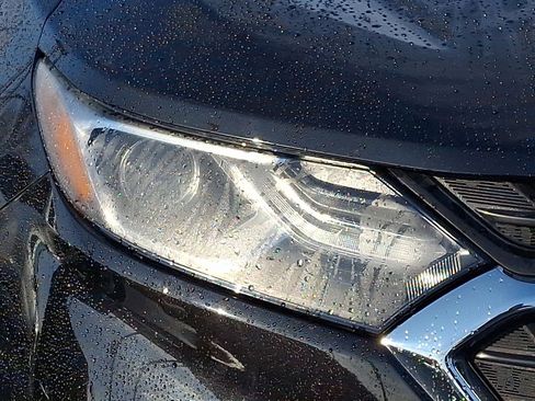 Used 2020 Chevrolet Equinox LT image 8