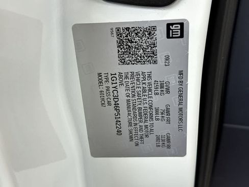 Used 2023 Chevrolet Corvette Stingray Premium Conv w/ Z51 Performance Package RWD image 26