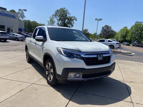 Used 2018 Honda Ridgeline RTL-E image 2