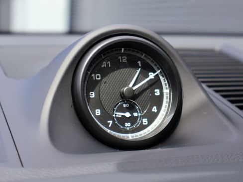 Certified 2023 Porsche Macan image 21