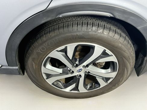 Used 2021 Subaru Outback Limited AWD/4WD image 31