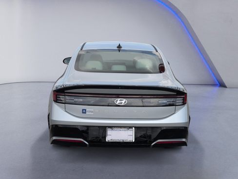 Used 2024 Hyundai Sonata SEL FWD image 8