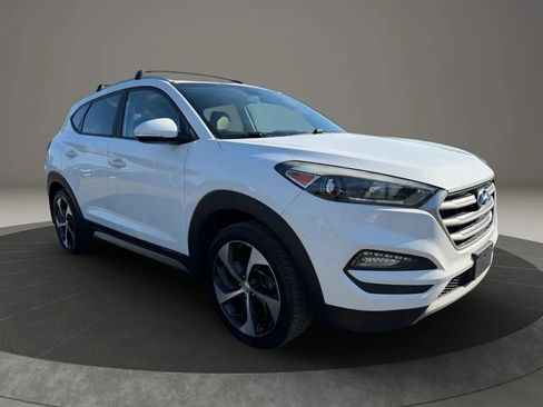 Used 2017 Hyundai Tucson Sport w/ Cargo Package AWD/4WD image 3