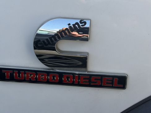 Used 2018 RAM 5500 Tradesman w/ Power & Remote Entry Group AWD/4WD image 16