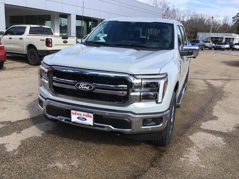 Used 2026 Ford F150 Lariat w/ Equipment Group 501A Mid image 5