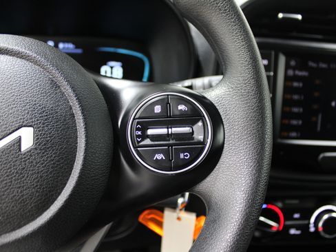 Used 2024 Kia Soul LX w/ Option Group 015 image 11