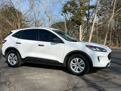 Used 2021 Ford Escape S image 2