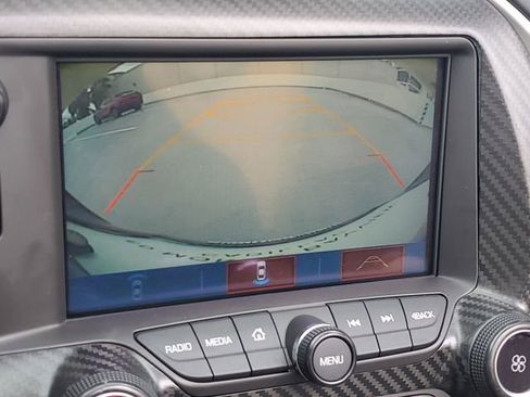 Used 2018 Chevrolet Corvette Stingray Convertible RWD image 18