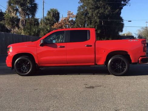 Used 2022 Chevrolet Silverado 1500 Custom image 8