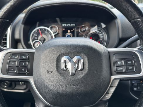 Used 2022 RAM 3500 Big Horn AWD/4WD image 24