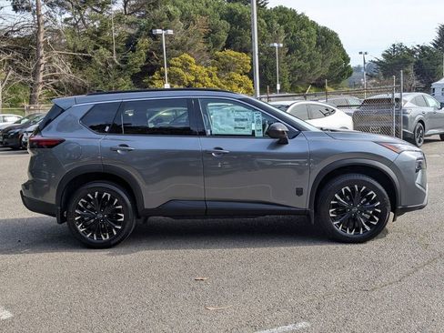 New 2026 Nissan Rogue SV image 2