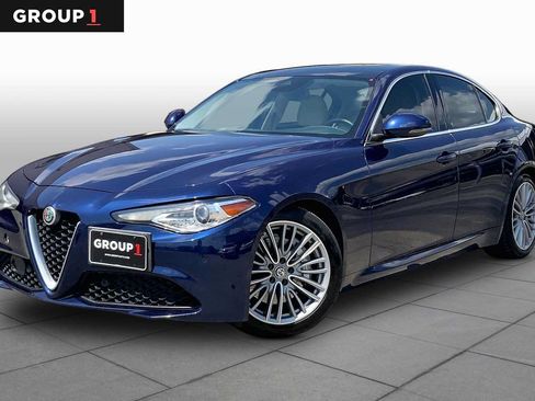 Used 2018 Alfa Romeo Giulia Ti w/ Quick Order Package 22Z Lusso RWD image 1