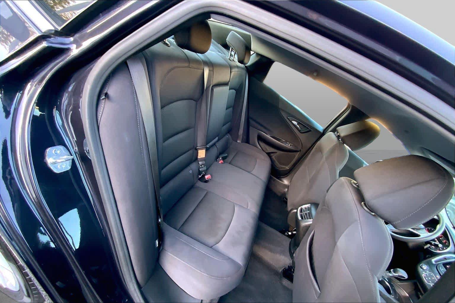 Used 2023 Chevrolet Malibu LT FWD image 17