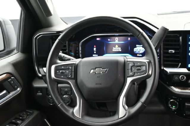 Used 2026 Chevrolet Silverado 1500 RST AWD/4WD image 14