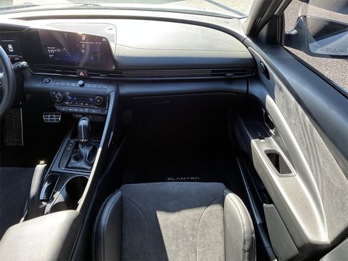 Used 2025 Hyundai Elantra N image 16