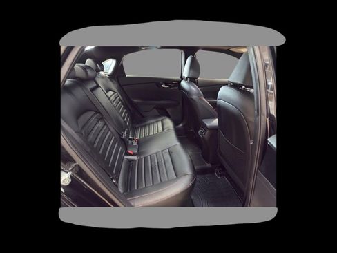 Used 2021 Kia Forte GT w/ GT2 Package image 8