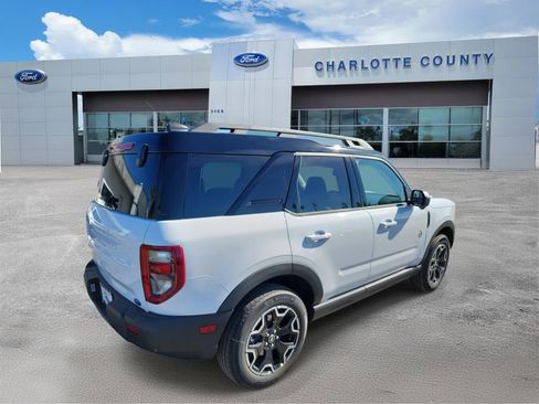 New 2025 Ford Bronco Sport Outer Banks w/ Outer Banks Tech Package+ AWD/4WD image 4