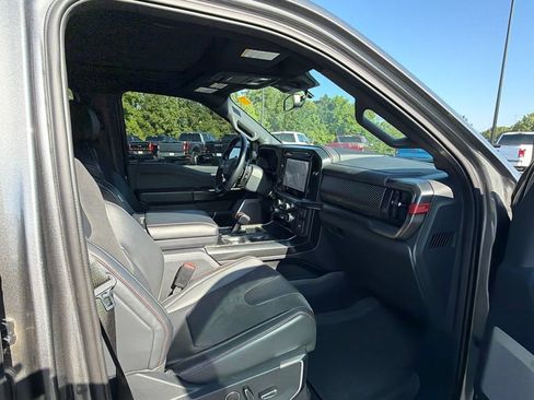 Used 2025 Ford F150 Raptor AWD/4WD image 12