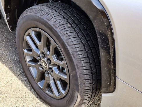 Used 2025 Toyota Tundra Platinum image 42