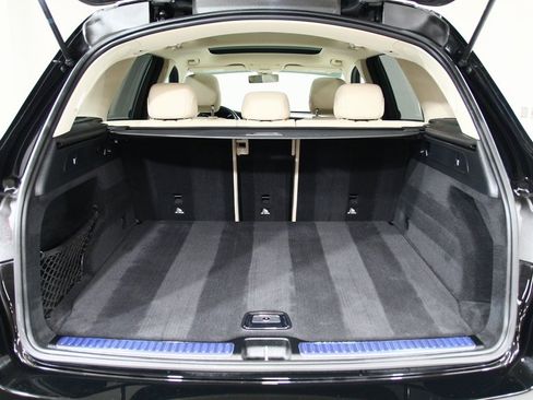 Used 2020 Mercedes-Benz GLC 300 4MATIC image 27