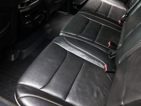 Used 2019 RAM 1500 Limited image 12