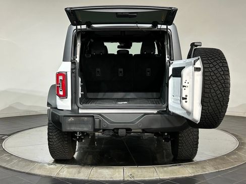 Used 2023 Ford Bronco Wildtrak AWD/4WD image 38