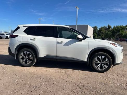 Used 2021 Nissan Rogue SV AWD/4WD image 6