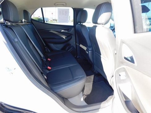 Used 2024 Buick Encore GX Sport Touring image 19