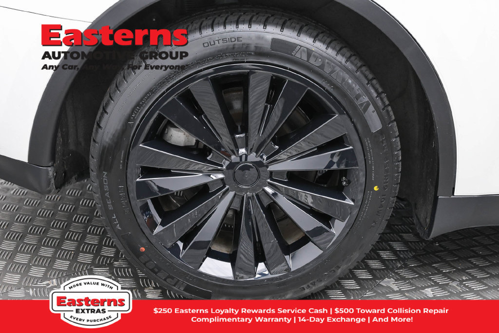 Used 2023 Tesla Model Y Long Range AWD/4WD image 24
