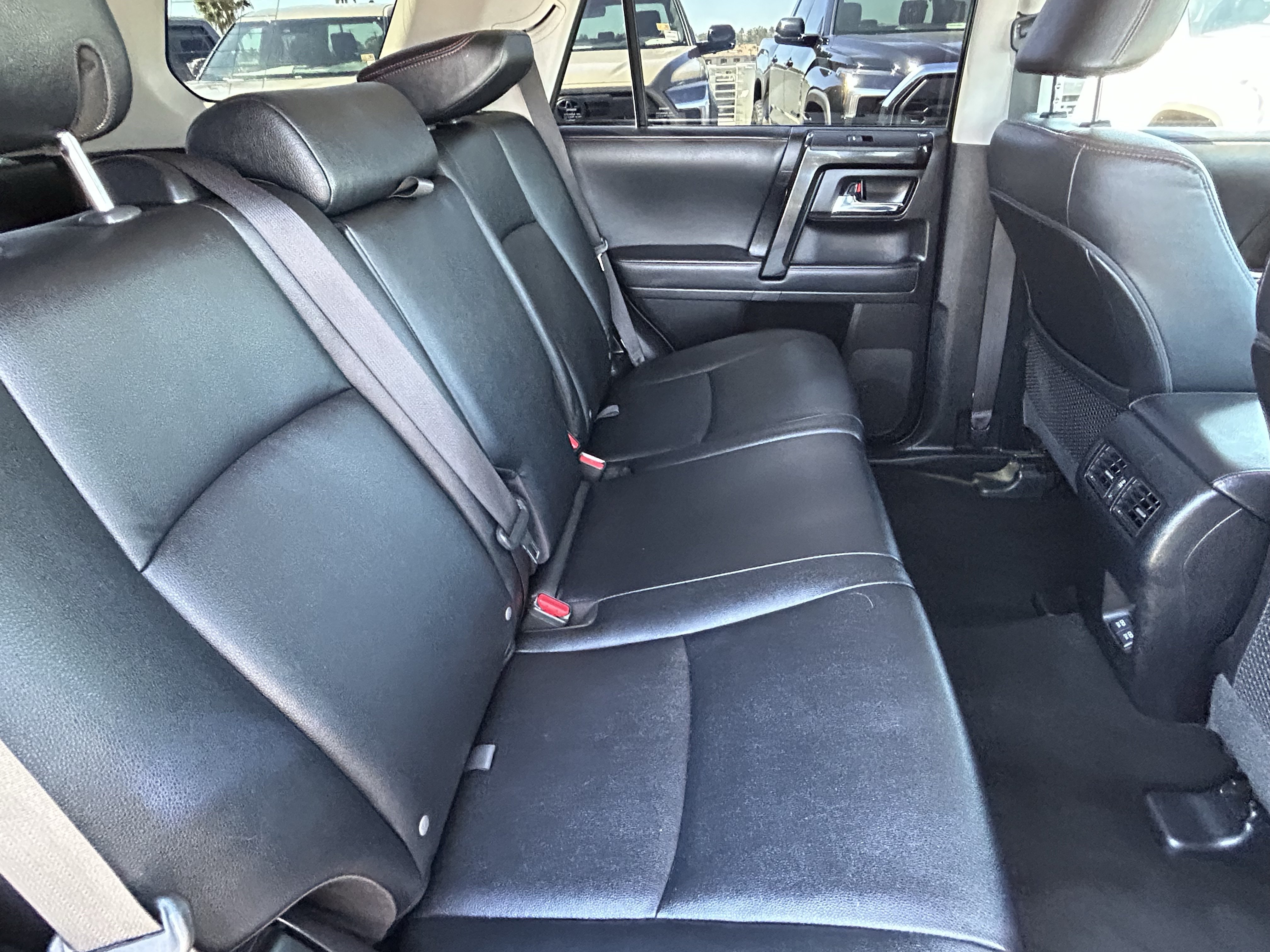Certified 2021 Toyota 4Runner TRD Off-Road Premium AWD/4WD image 13
