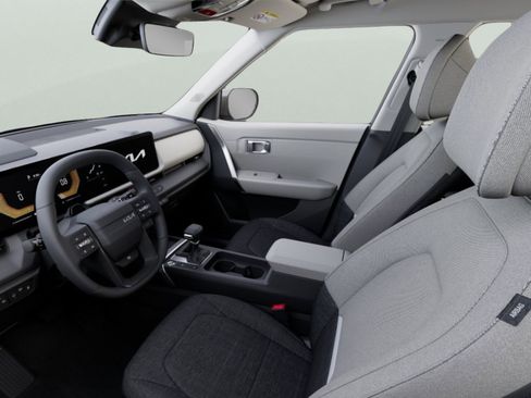 New 2027 Kia Seltos LX FWD image 13