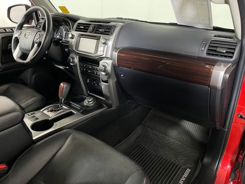 Used 2018 Toyota 4Runner Limited image 25