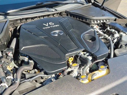 Used 2021 INFINITI Q60 Red Sport 400 w/ Carbon Fiber Package image 21