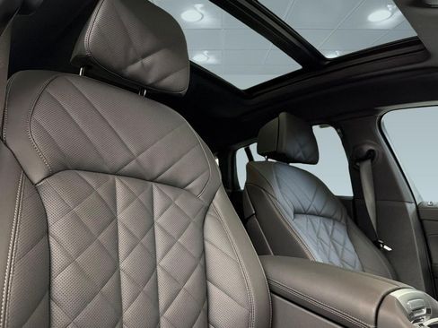 New 2026 BMW X6 xDrive40i w/ Executive Package AWD/4WD image 13