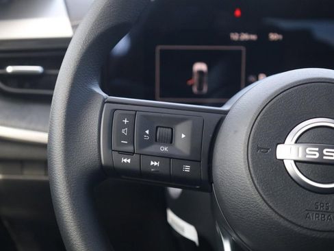 New 2026 Nissan Kicks SV image 10