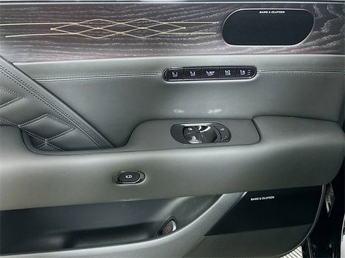 New 2026 Genesis G90 3.5T Prestige image 12