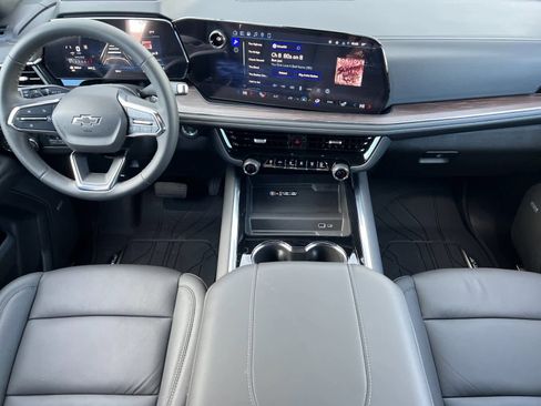 Used 2026 Chevrolet Tahoe Z71 w/ Z71 Off-Road Package image 3