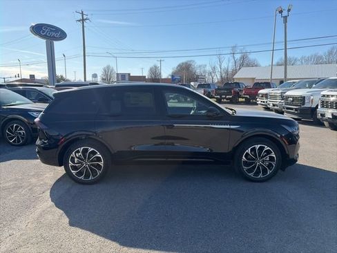 New 2026 Lincoln Nautilus Reserve AWD/4WD image 7