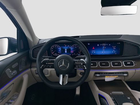 Certified 2026 Mercedes-Benz GLS 450 4MATIC image 30