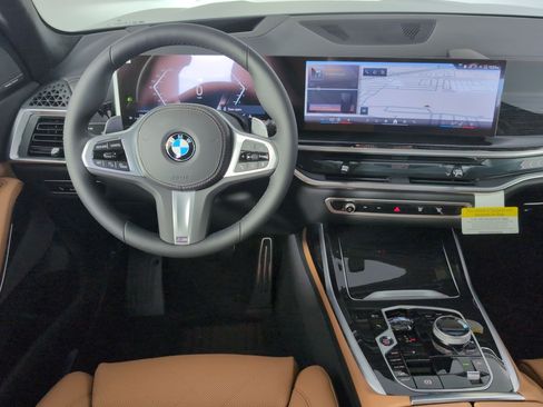 New 2026 BMW X7 xDrive40i w/ Executive Package image 4
