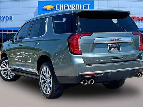 Used 2024 GMC Yukon Denali w/ Advanced Technology Package AWD/4WD image 4