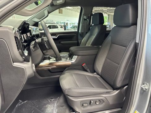 New 2026 Chevrolet Silverado 1500 RST AWD/4WD image 9