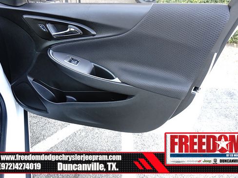 Used 2024 Chevrolet Malibu LT FWD image 39