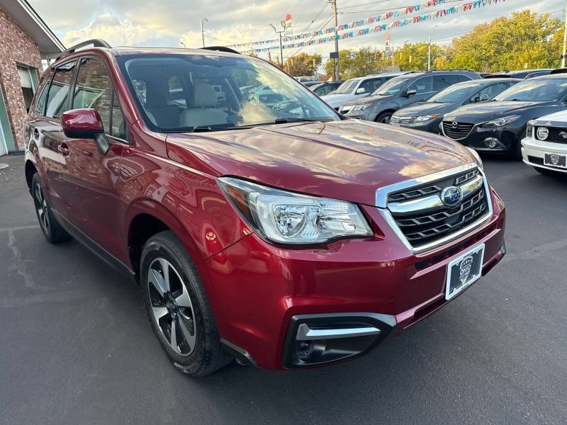 Used 2017 Subaru Forester 2.5i Premium AWD/4WD image 3