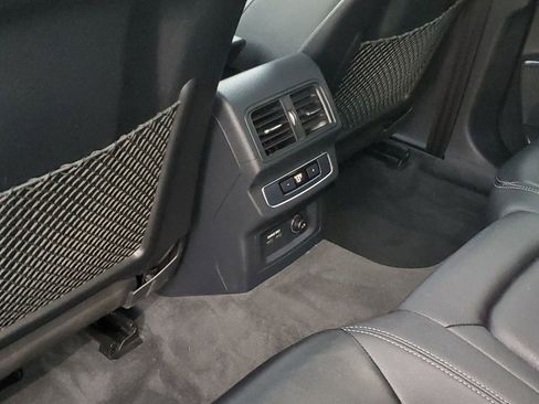 Certified 2023 Audi Q5 2.0T Premium w/ Convenience Package image 16