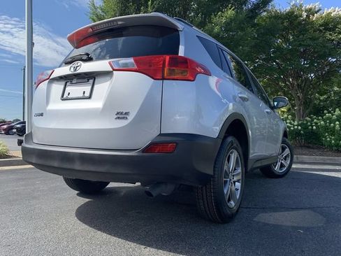 Used 2015 Toyota RAV4 XLE AWD/4WD image 8