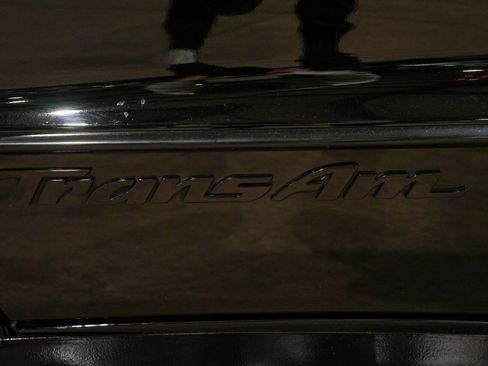 Used 2001 Pontiac Firebird Trans Am RWD image 39
