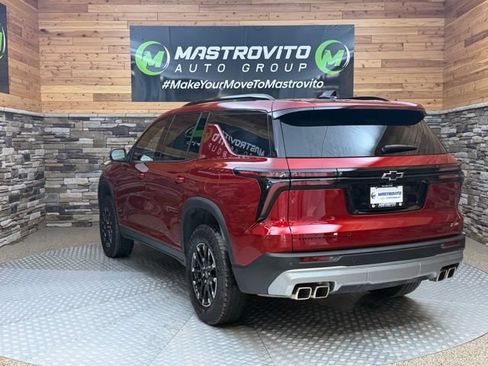 Used 2024 Chevrolet Traverse Z71 AWD/4WD image 10