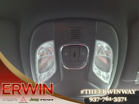 Used 2025 Jeep Compass Limited AWD/4WD image 22