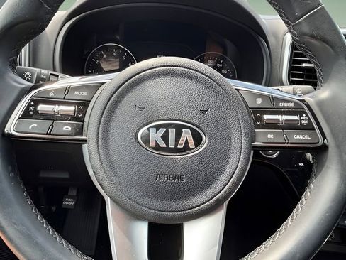 Used 2021 Kia Sportage EX image 19